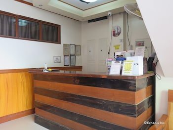 Garnet Hotel