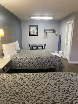 Days Inn by Wyndham Orange City/Deland