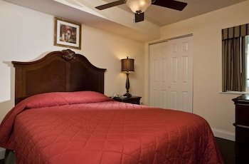 Bahama Sands Luxury Condominiums by Oceana Resorts