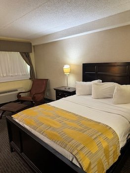 Marvin's Garden Inn