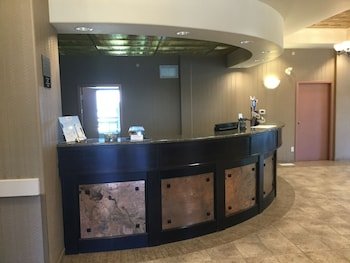 Super 8 by Wyndham Edson