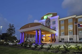 Holiday Inn Express & Suites Houston East Baytown