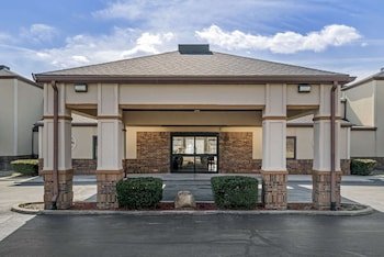 Comfort Inn East