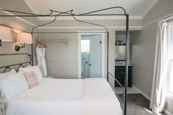 Outlook Inn on Orcas Island