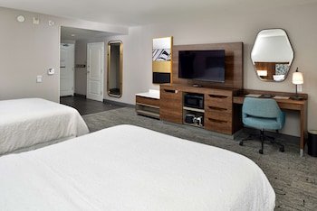Hampton Inn & Suites Las Vegas Airport
