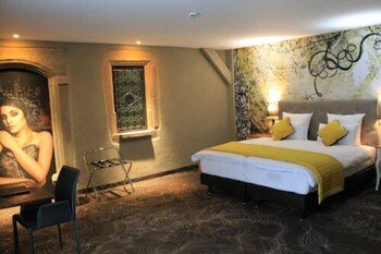 La Couronne Hotel & Restaurant