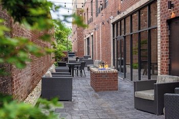 Courtyard Winston-Salem Downtown