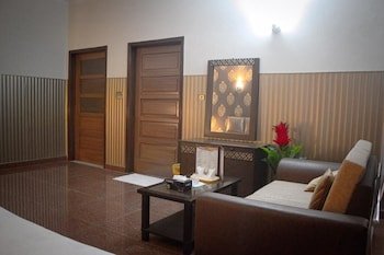 Mall View Hotel