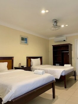 Panglao Regents Park Resort