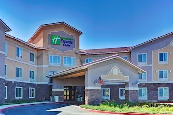 Holiday Inn Express Hotel & Suites Beaumont - Oak Valley