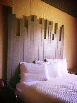 Vegreville Garden Inn