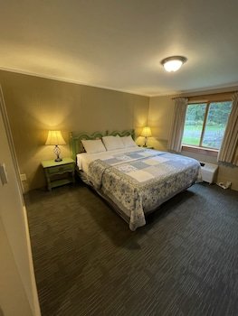 Northern Lights Lodge