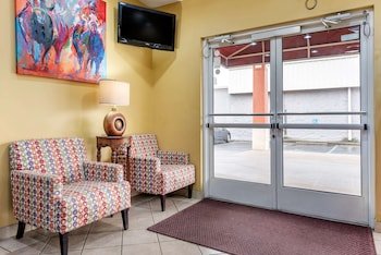 Econo Lodge Louisville