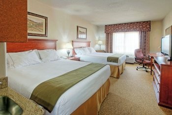 Holiday Inn Express & Suites Las Cruces