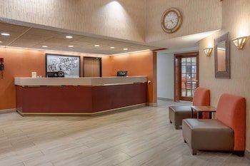 Super 8 by Wyndham Wausau