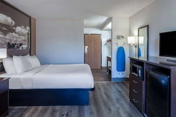 Super 8 by Wyndham Wausau