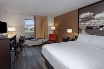 Super 8 by Wyndham Wausau