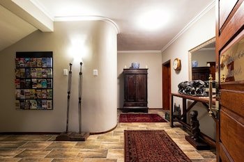 Wilderness Manor Guest House