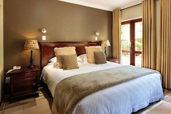 Wilderness Manor Guest House