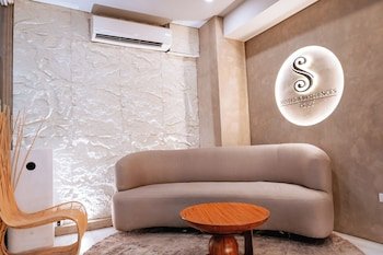 S Hotel & Residences
