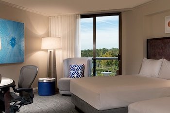 Hilton Orlando Buena Vista Palace Disney Springs Area