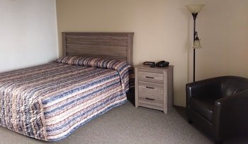 Driftwood Motel