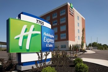 Holiday Inn Express & Suites Cincinnati North - Liberty Way