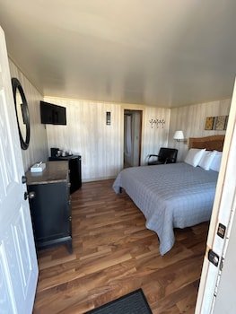 Silver Sands Resort