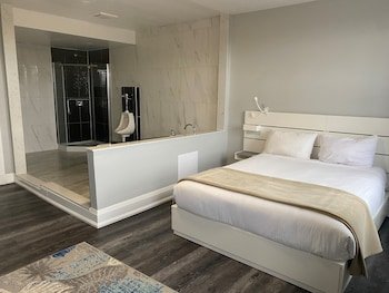 Hotel Bedford