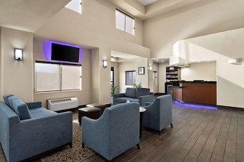 Comfort Suites University