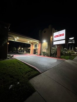 Five Star Inn West Covina