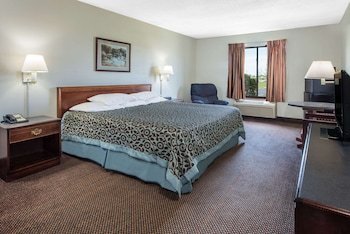 Days Inn by Wyndham Pontoon Beach