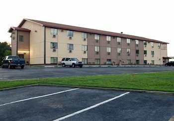 Heaven Hotel Lodge of Pensacola