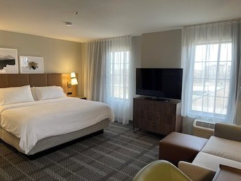 Staybridge Suites West Des Moines