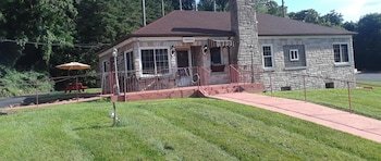 The Hillside Hotel