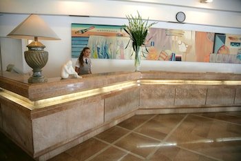 Caesar Premier Resort Hotel