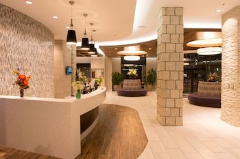 Bluemont Hotel