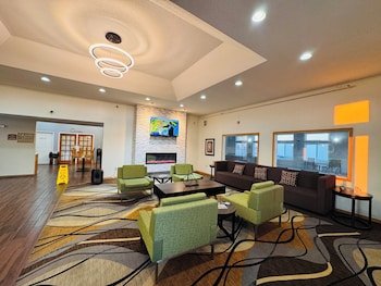 GrandStay Hotel & Suites Waseca