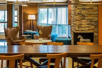 Fairfield Inn & Suites Nashville at Opryland