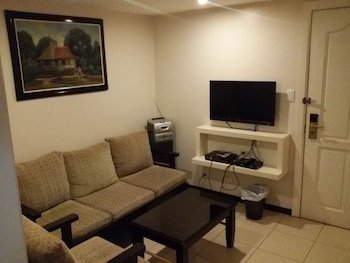 Ralph Anthony Suites