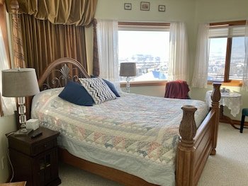 Rocky Mountain View B&B
