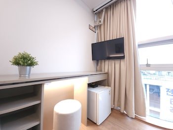 Young Residence Hotel Myeongdong