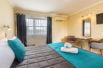 Caravilla Motel