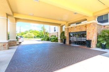 Hampton Inn & Suites College Station/US 6-East Bypass