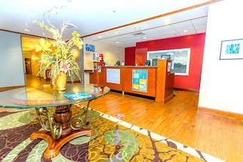 Hampton Inn & Suites College Station/US 6-East Bypass