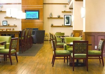 Hampton Inn & Suites College Station/US 6-East Bypass