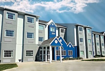 Microtel Inn & Suites by Wyndham Council Bluffs/Omaha