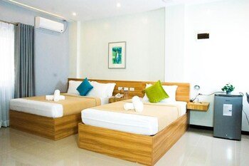 Elti Suites By Bluebookers