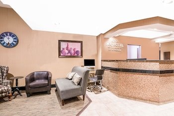 Microtel Inn & Suites by Wyndham Rochester North Mayo Clinic