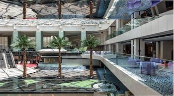 Regal Airport Hotel Hong Kong